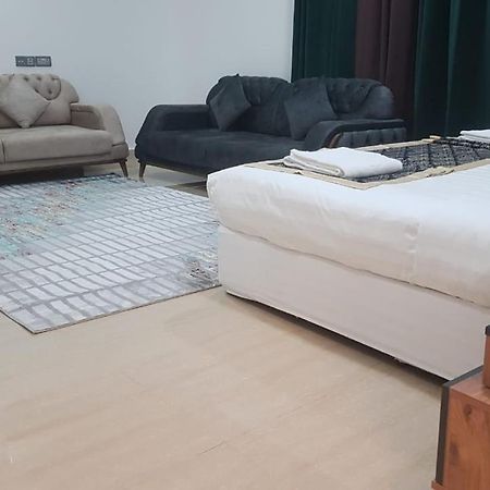 Orient Apartments Низва Екстериор снимка